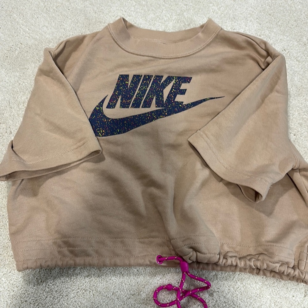 Nike Crop top.